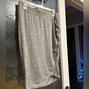 Wilfred Free Tyra Ruched Bodycon Knit Skirt (Aritzia)